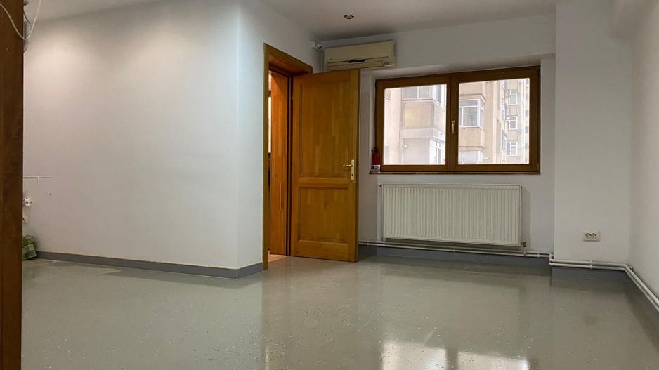 Apartament 4 camere-Ideal Birouri / Sediu Firmă – Etaj 1 – Comision 0% - Poză 10