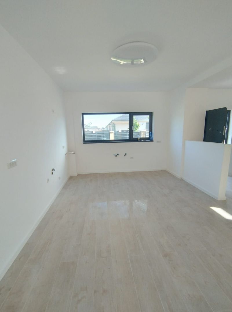 Vila Moderna Tunari, zona Buna, curte 300m - Poză 18