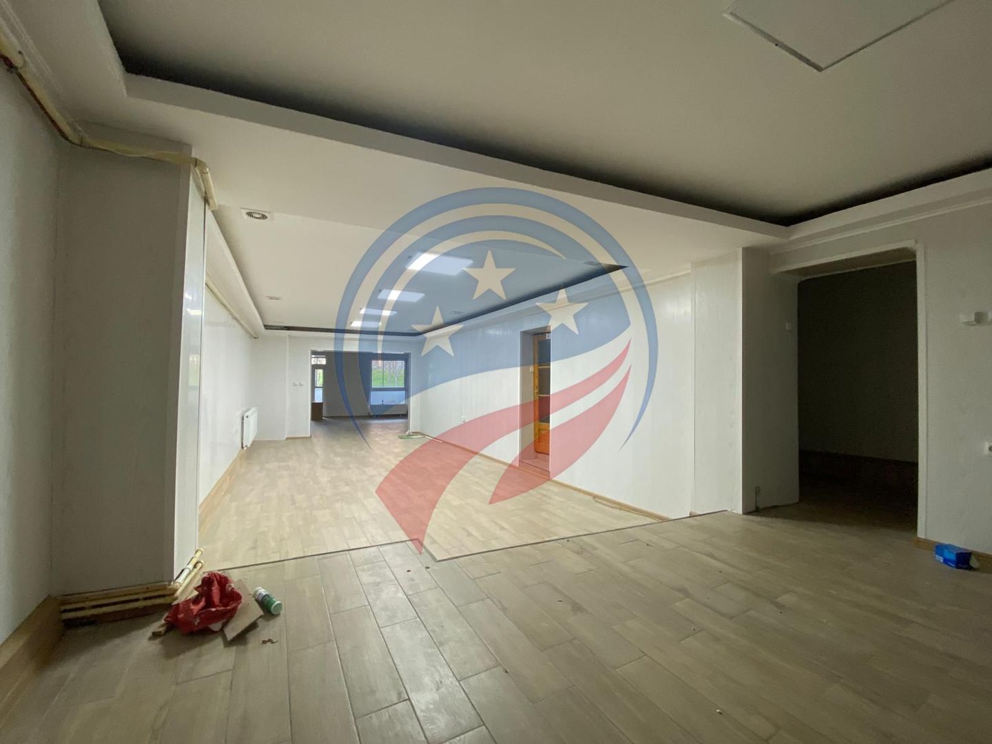 SPATIU COMERCIAL STRADAL 200M STRADA CARACAL - Poză 2