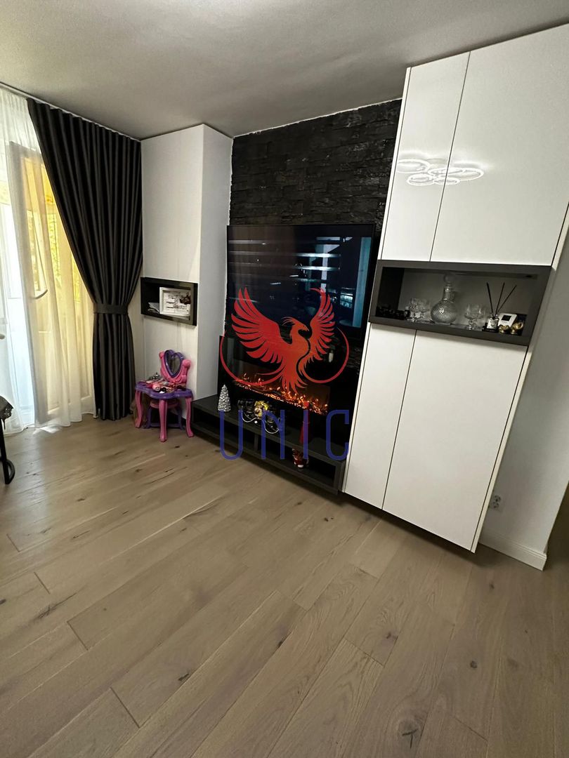 Apartament lux 3 camere Craiovita Noua - Poză 4