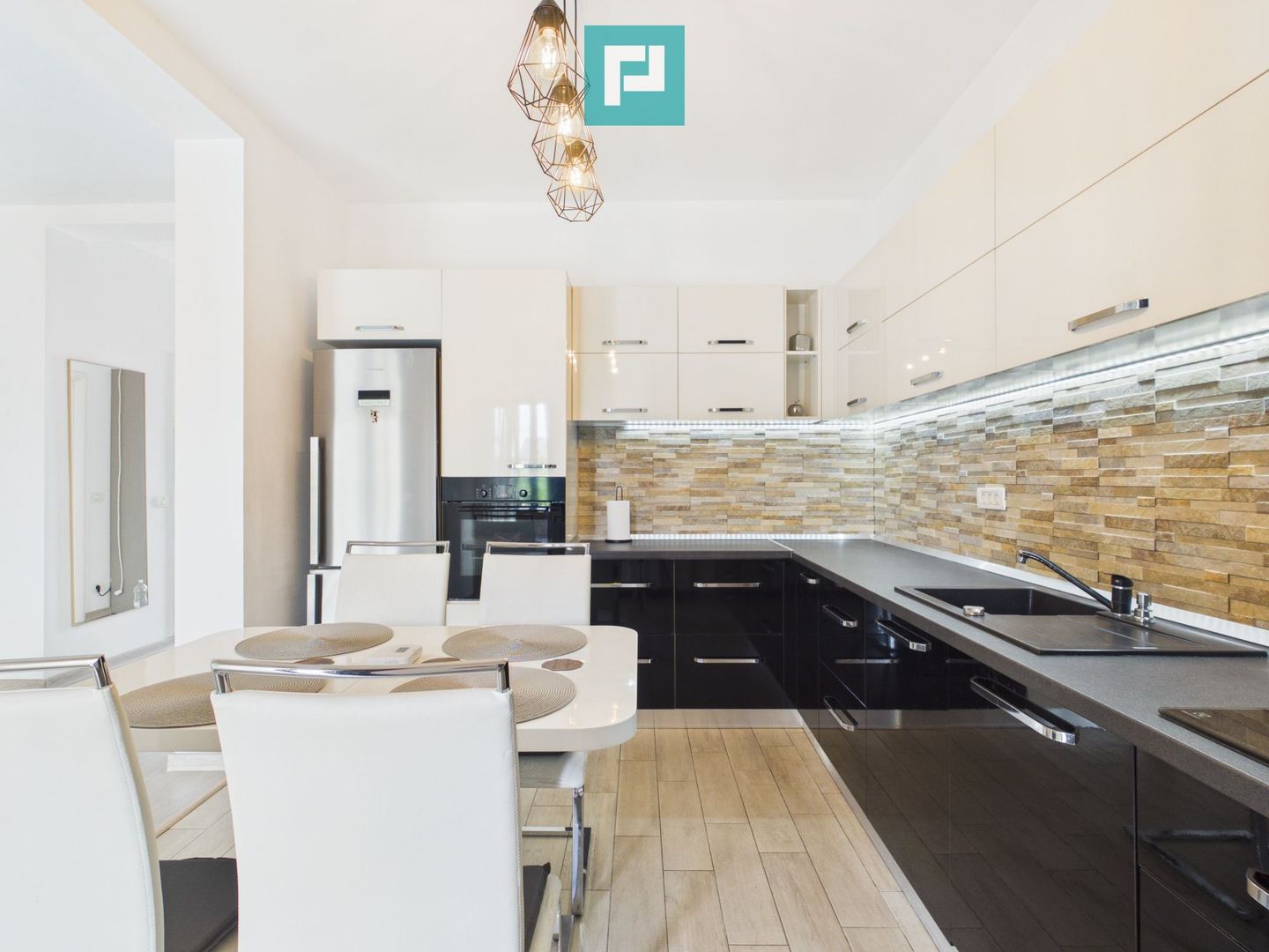Duplex mobilat, 69 mp, teren 302 mp, Moșnița Veche - Poză 2