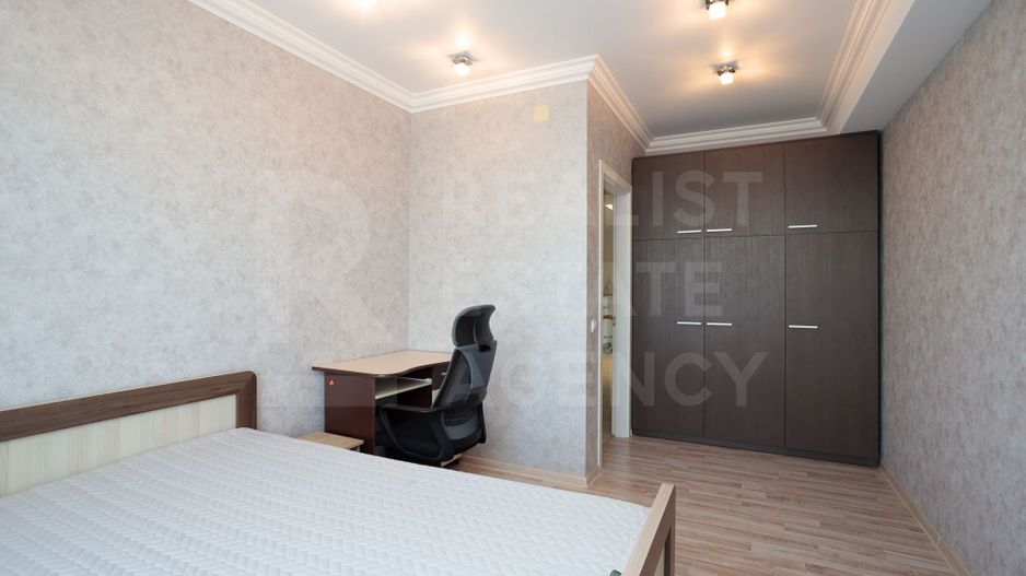 Chirie, apartament, 4 camere, str. Bucureşti, Centru - Poză 10