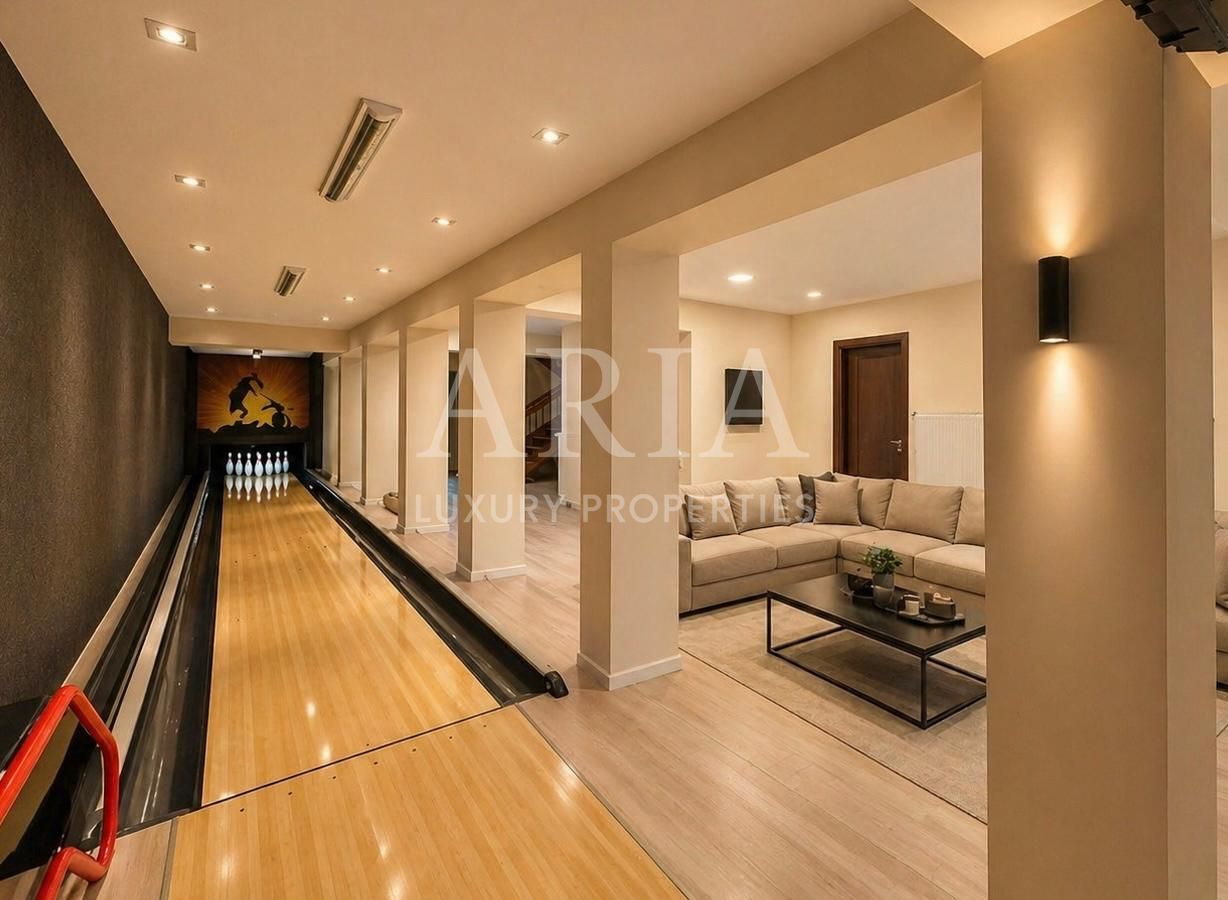 SNAGOV VILA | 36m DESCHIDERE LA LAC | PONTON 250mp | JACUZZI | SPA | BOWLING - Poză 14