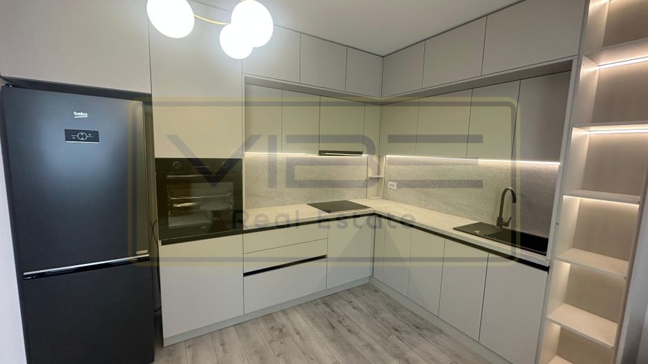 Poitiers Tower -Prima inchiriere - 2 camere + dressing  - mobilat modern - Poză 14