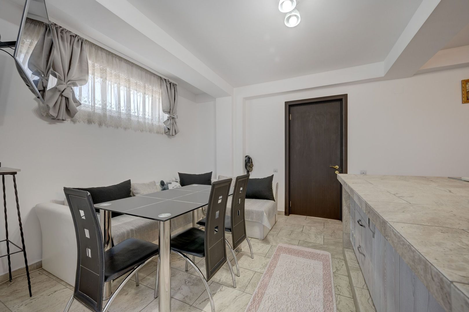 SI CASA SI AFACERE totul sub același acoperiș in Sector 5/Sălaj - LIDL - Poză 55