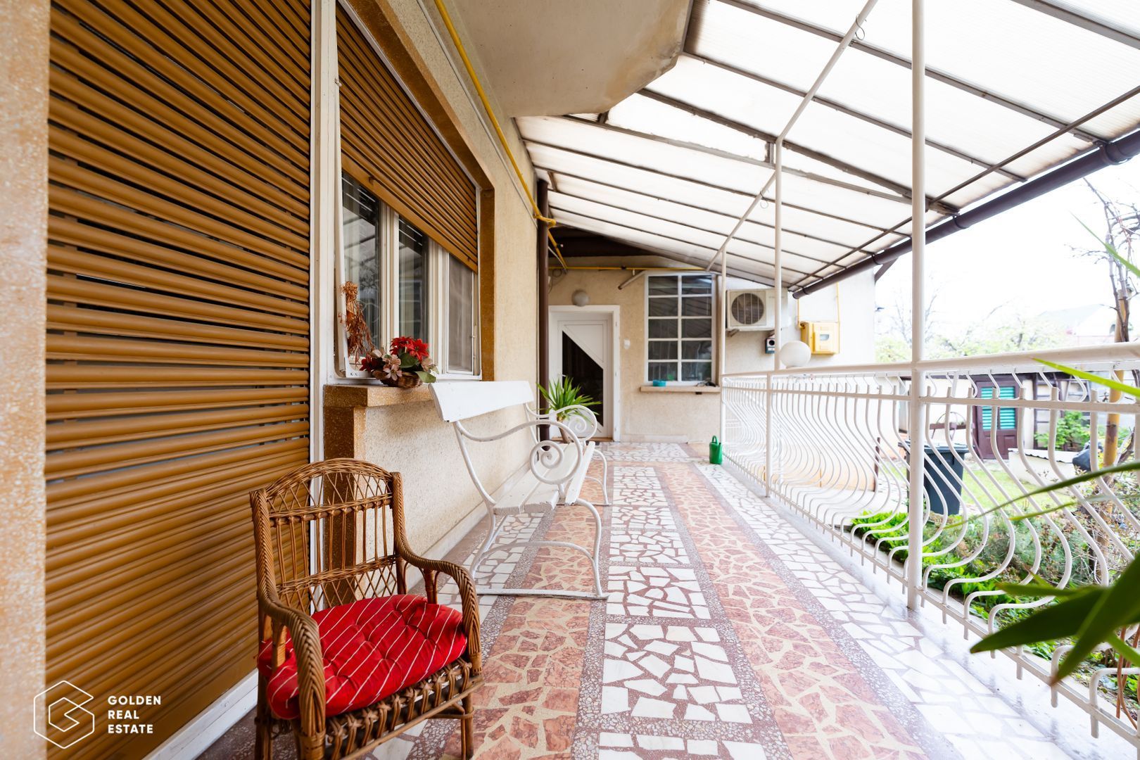 Vila multifunctionala langa Montessori House - Poză 14