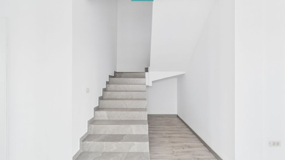 Duplex cu 3 camere și curte generoasă în Pișchia - Poză 11