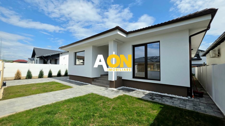 Casă Individuală de Vânzare, 4 Camere, 500mp Teren, Zona Alba Micești - Poză 2