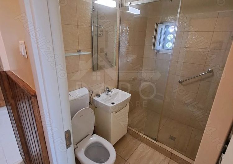 Inchiriez ap 2 camere - Poză 3