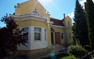 Casa individuala situata la 2 minute de Parcul Engels ! - Poză 33