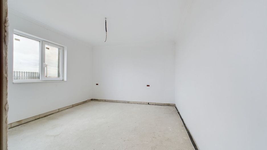 Casă individuală în Pădureni - Poză 5