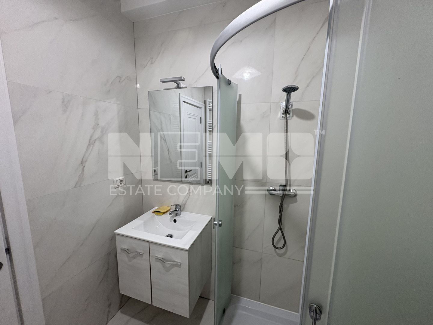 | GARSONIERĂ | DE ÎNCHIRIAT | ETAJ 2/4 | RĂDĂUȚI | JUDETUL SUCEAVA | - Poză 6