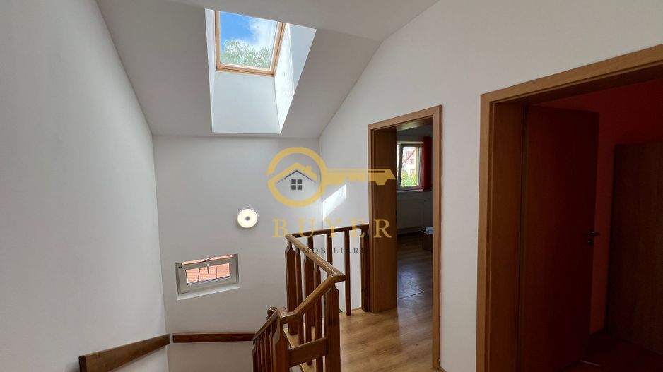 Casa de inchiriat in Sura Mare- Mobilata si utilata - Poză 14