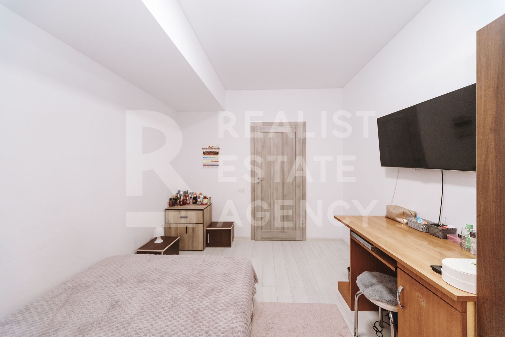 Vânzare, apartament cu 3 camere în zona Militari - Poză 11