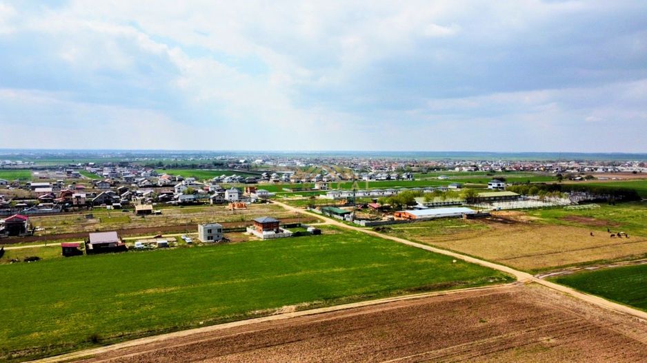 Teren CONSTRUIBIL in zona lacului - comuna Berceni - Poză 5