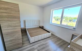 Casă Individuală de Închiriat, 4 Camere, Prima Închiriere, Ampoi 3 - Poză 3