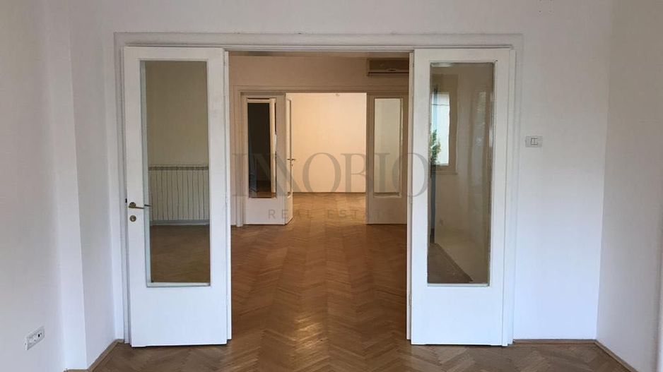 Apartament spațios cu 5 camere de vânzare | Piața Amzei - Poză 2