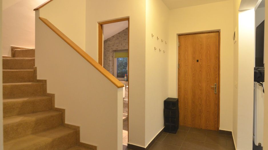 Casa insiruita zona Pipera complex rezidential AZUR - Poză 9