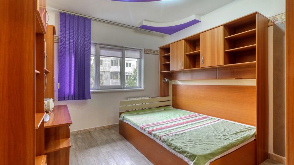 SUPER PRET-  Apartament 4 camere + boxa si parcare - Comision 0% - Poză 21