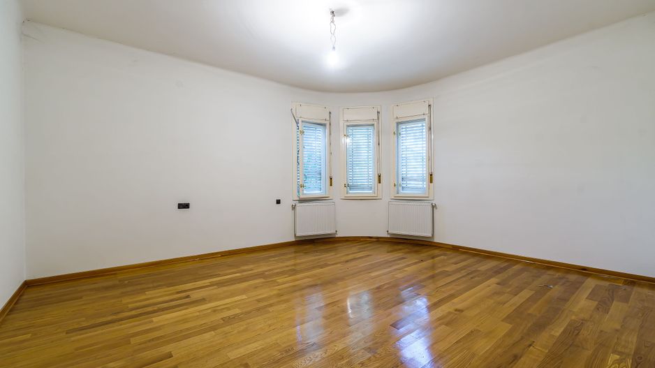 Oportunitate! Casă tip duplex de închiriat - Poză 4