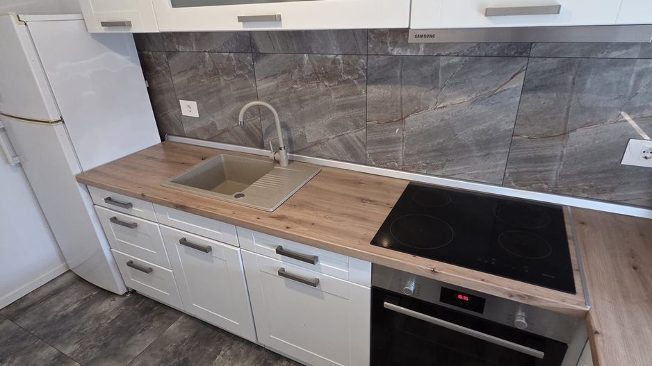 APARTAMENT 2 CAMERE PRIMA ONESTILOR - Poză 4