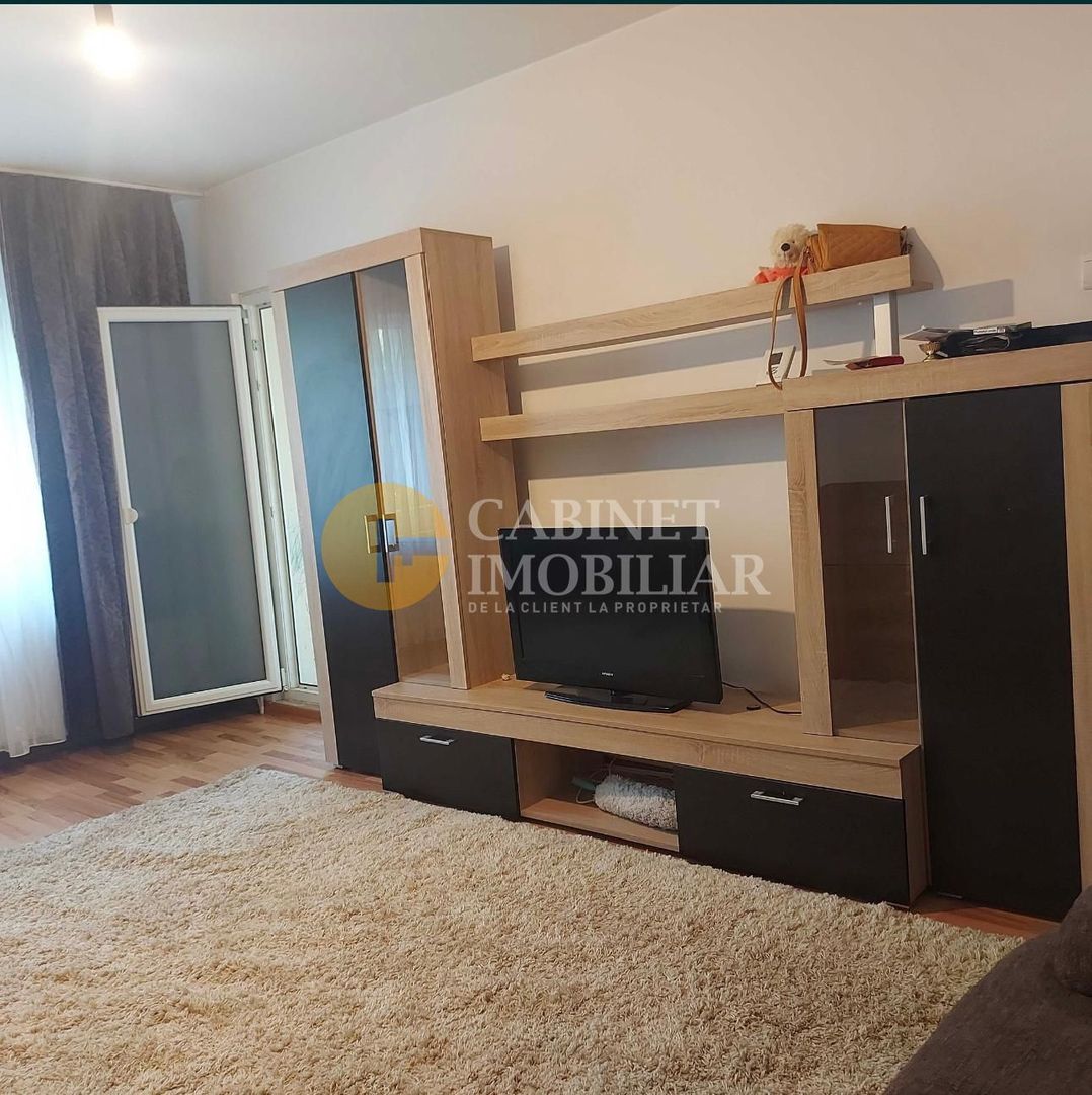 Nicolina -Apartament 3 Camere Decomandat -Etaj 3/4 Bloc 1986 - Poză 2