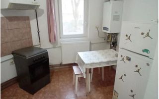Apartament cu centrala proprie cu 2 camere in zona Soarelui - Poză 3