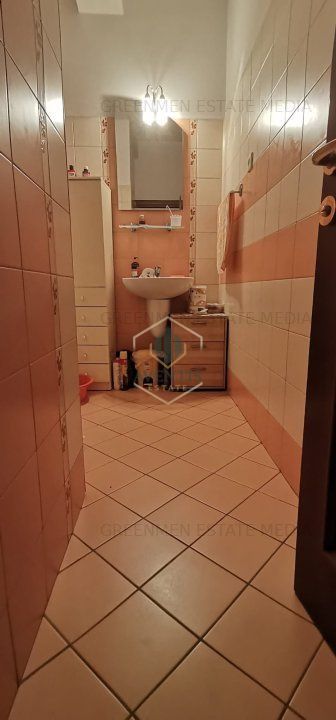 Inchiriere apartament 3 camere in vila, semidecomandat - Poză 8