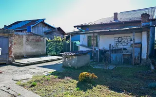 Casa la gri de vanzare | Zona Centrala - Bucov | Comision 0% - Poză 17