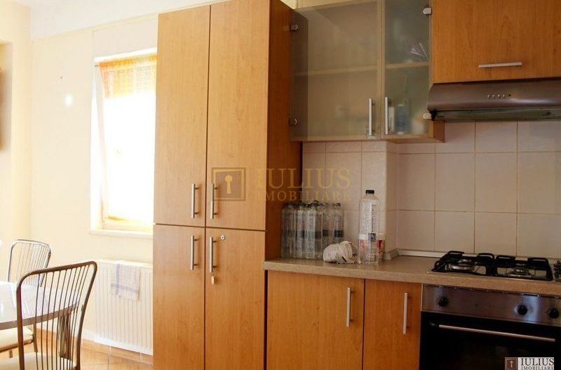 4 camere decomandat + loc de parcare privat in bloc nou. Str Nicolae Table - Poză 5