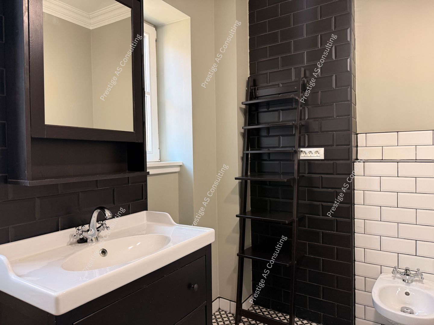 Apartament 3 camere | Balcon | Ultracentral C.D. Loga | Finisaje Premium - Poză 24