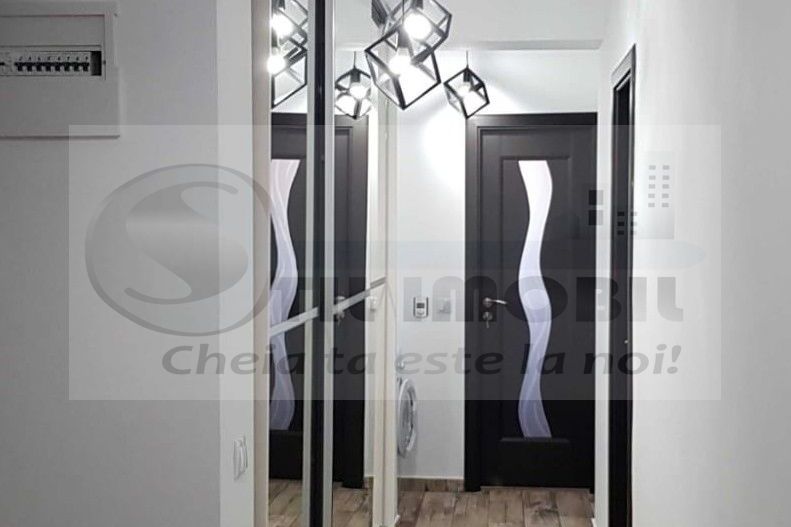 Apartament 3 camere Valea Lupului, 450 euro cu parcare inclusă - Poză 1