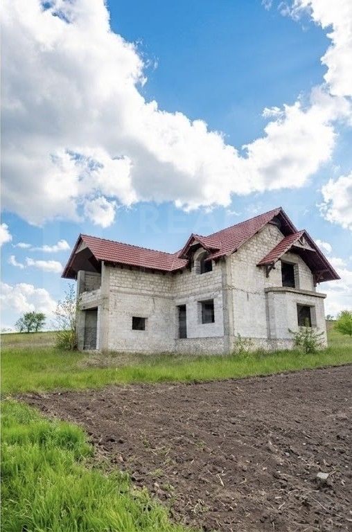 Vânzare, casă 4 camere,  satul Străisteni, com. Băcioi - Poză 2