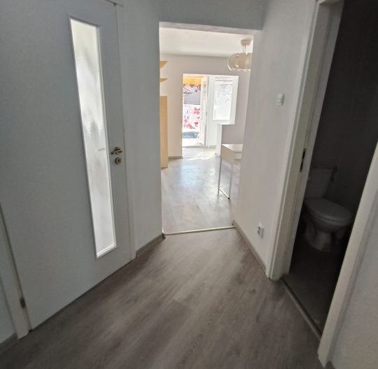 Spațiu de închiriat Târgu Jiu –zona 8 Mai, către Spitalul 700 - Poză 7