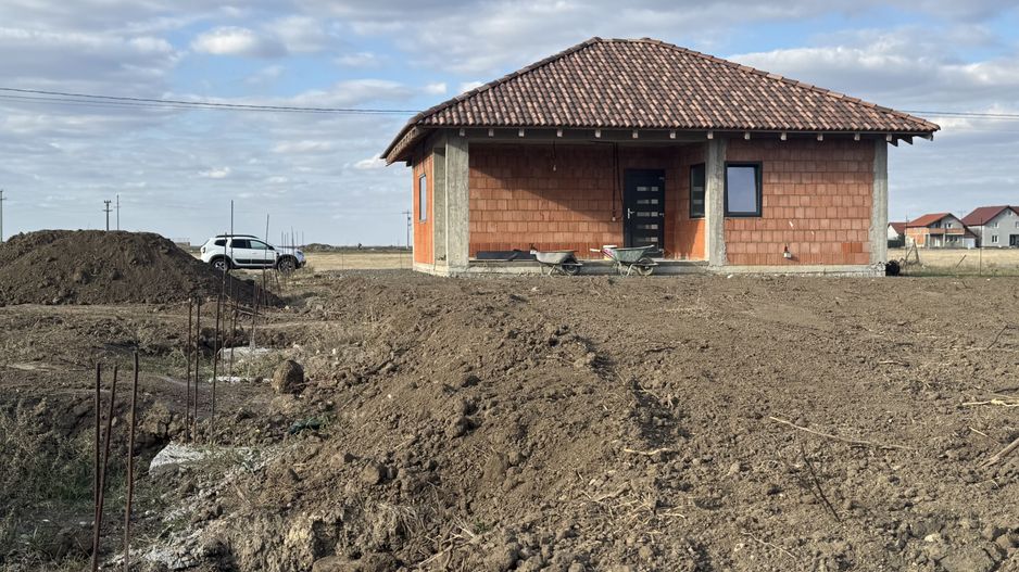 Individuala Parter Becicherecu Mic, Zona Semicentrala,4 Camere,Teren 800 mp - Poză 3