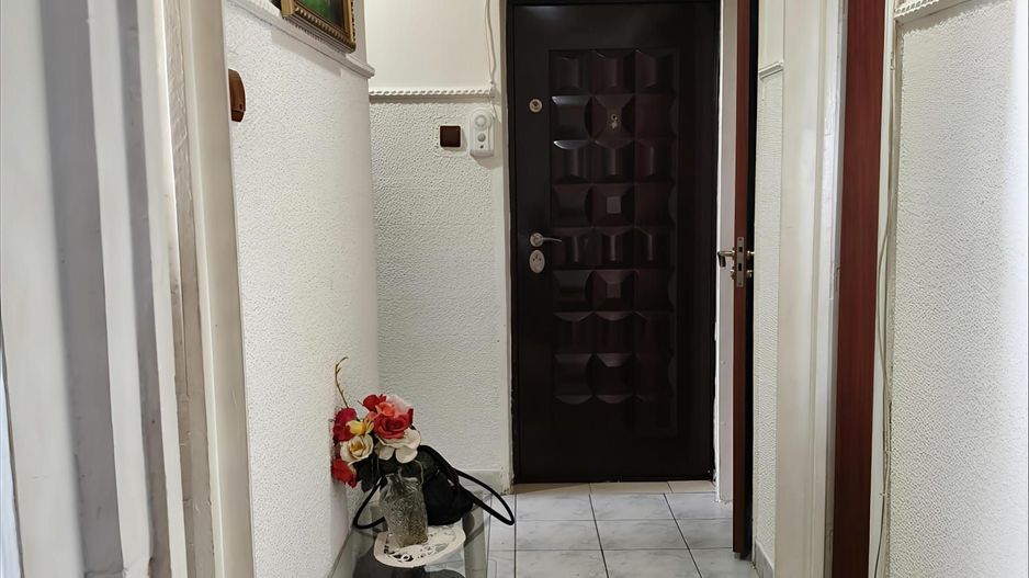 Apartament cu doua camere, Aparatorii Patriei, 80.000€ - Poză 5
