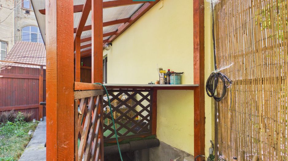 Apartament cu 2 camere și curte ultracentral - Poză 17