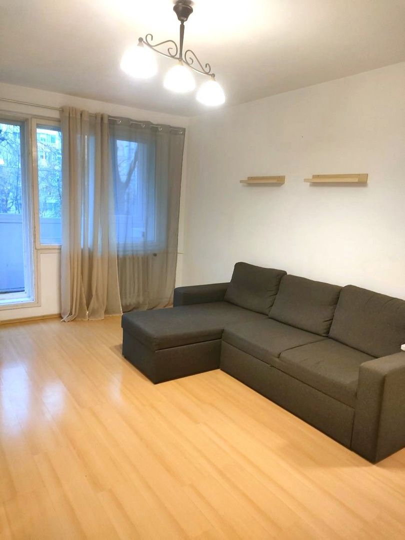 🚇 Închiriez Apartament cu 2 camere, Costin Georgian, atmosferă de acasă - Poză 1