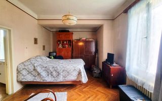 CASĂ INDIVIDUALĂ DE VÂNZARE S+P+E, 2 GARAJE, 777MP TEREN, ULTRACENTRAL - Poză 5
