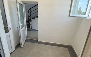 Clădire birouri/ cazare I 8 camere I 7 băi I Renovat I Mârșa - Poză 8