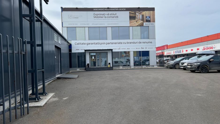 SPATIU BARTOLOMEU SHOWOORM - Poză 1