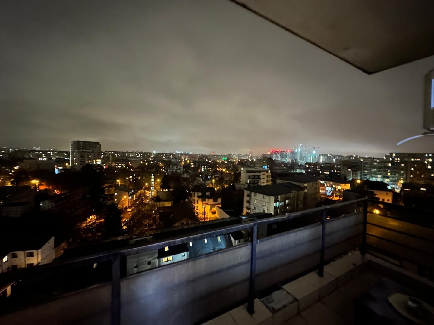 De vanzare apartament 2 camere - Mihai Bravu - Poză 15