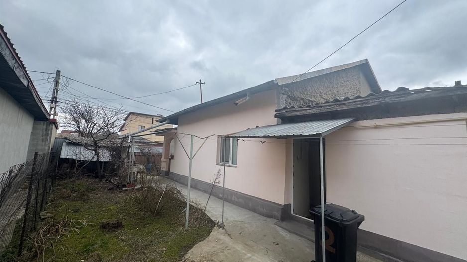 Casă de vânzare – Strada Mugurilor - Poză 1