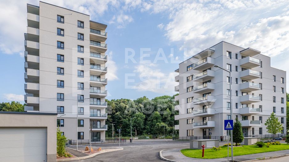 Apartament 3 camere de vânzare în nordul capitalei, lângă pădure - Poză 1