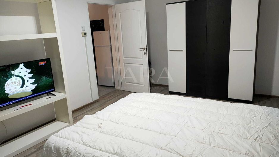 Apartament 1 cameră, Grigorescu, 35 mp, centrală proprie. - Poză 1