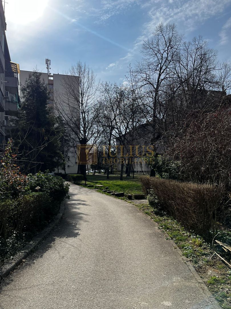 St, Bucuresti, foarte aproape de UMFT,  2 camere, centrala proprie. - Poză 10