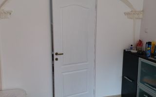 Oportunitate Unică! Vilă Spațioasă lângă Podul Grant, Ideală pentru Birouri - Poză 2