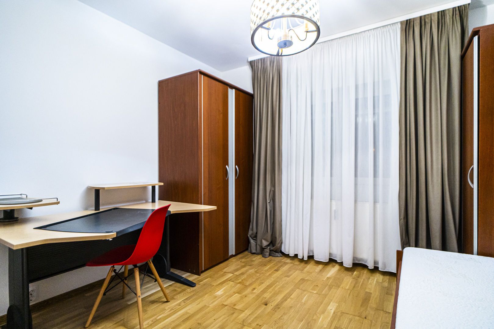 Sebastian 141, 3 camere, 78mp, et 1, 2 băi, centrala proprie, disponibil imediat - Poză 9