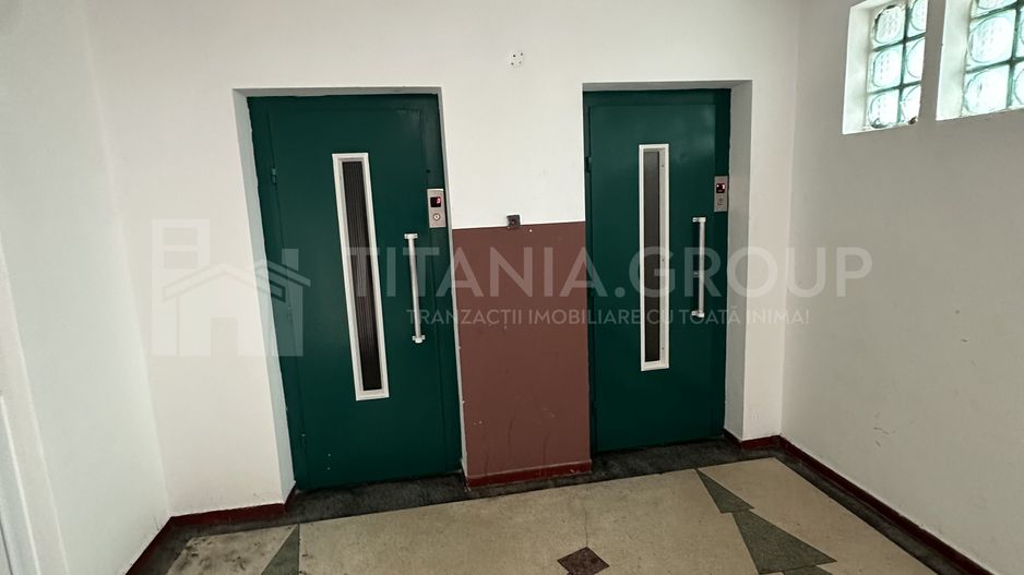 Garsonieră de vânzare în Bd. Victoriei cu vedere spre Tampa - Poză 10