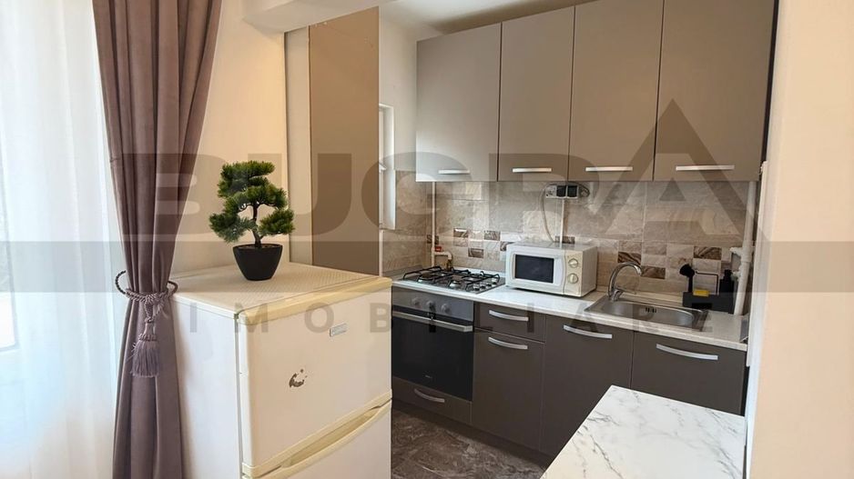 Garsoniera, 28 mp, balcon, zona Golden Tulip - Poză 7